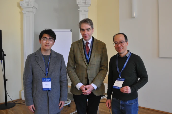 Photo of Kim Thang Nguyen and Yuwei Lu together with Olaf Beyersdorff